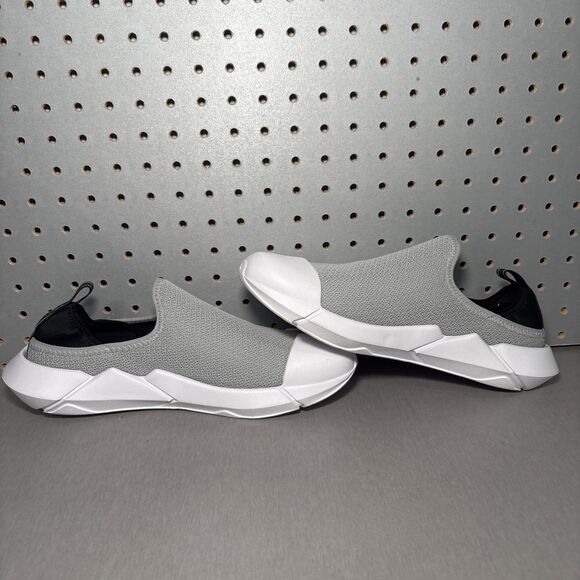Muvez 2.0 Weekender Dual Sole Shoes Mens 8 Womens 10 Gray Convertible Slip On